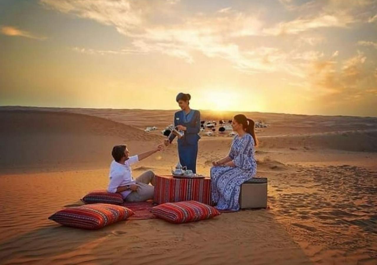 Desert Glamping Experience 梅尔祖卡 外观 照片