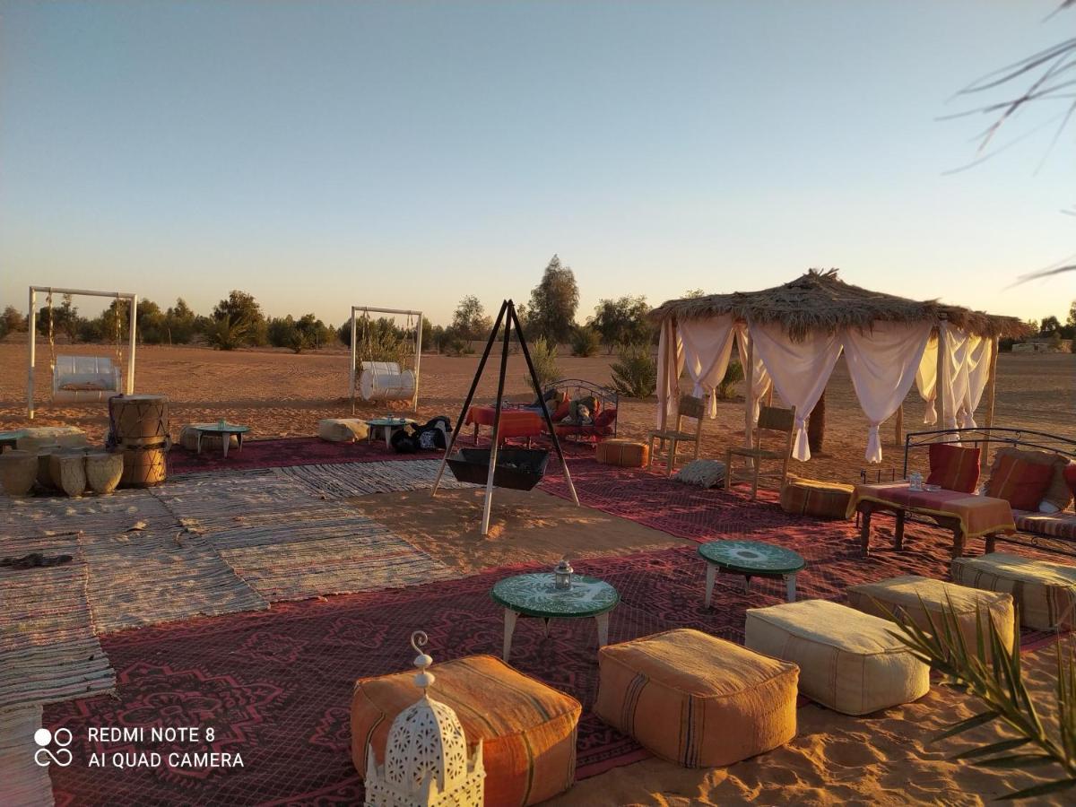 Desert Glamping Experience 梅尔祖卡 外观 照片