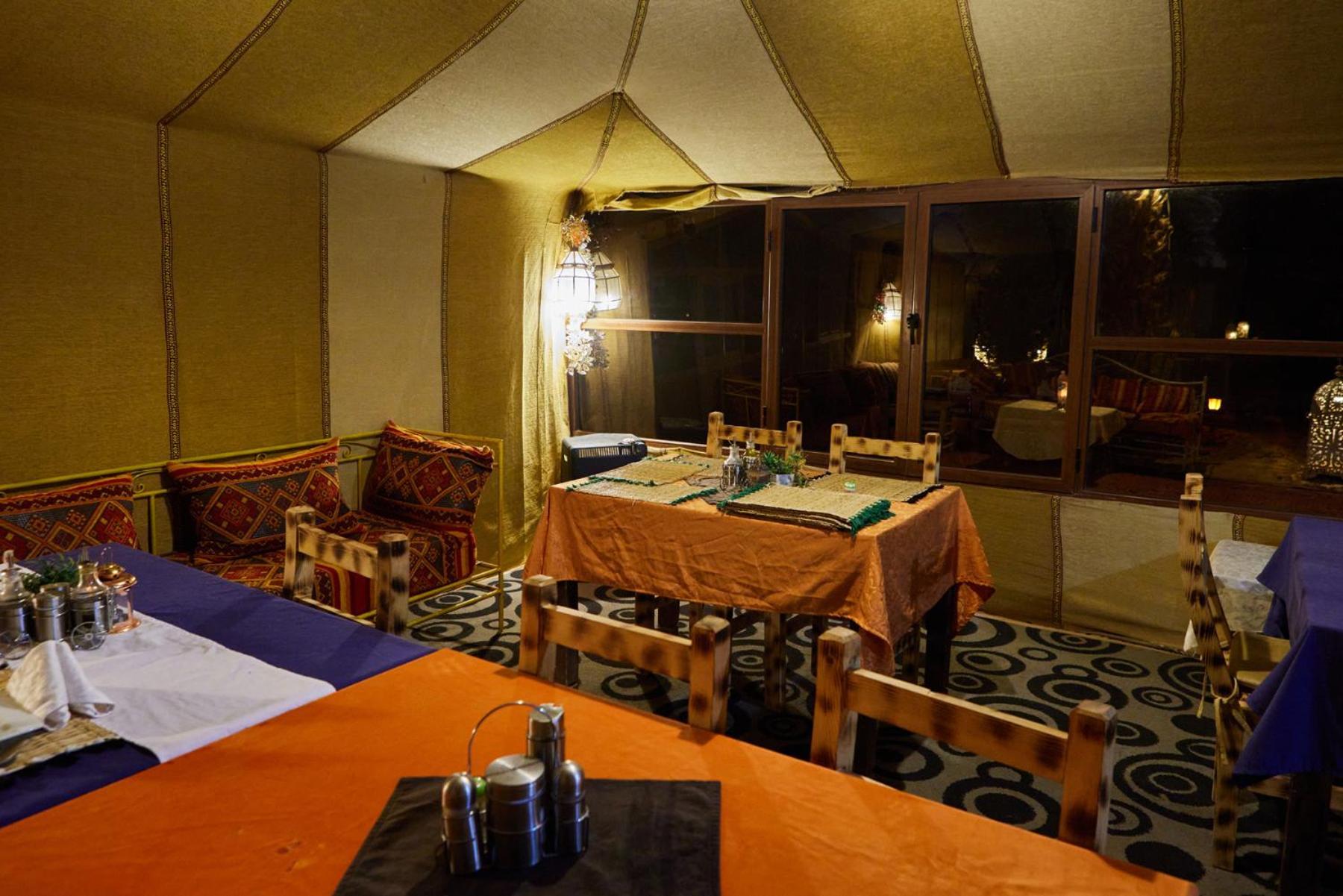 Desert Glamping Experience 梅尔祖卡 外观 照片