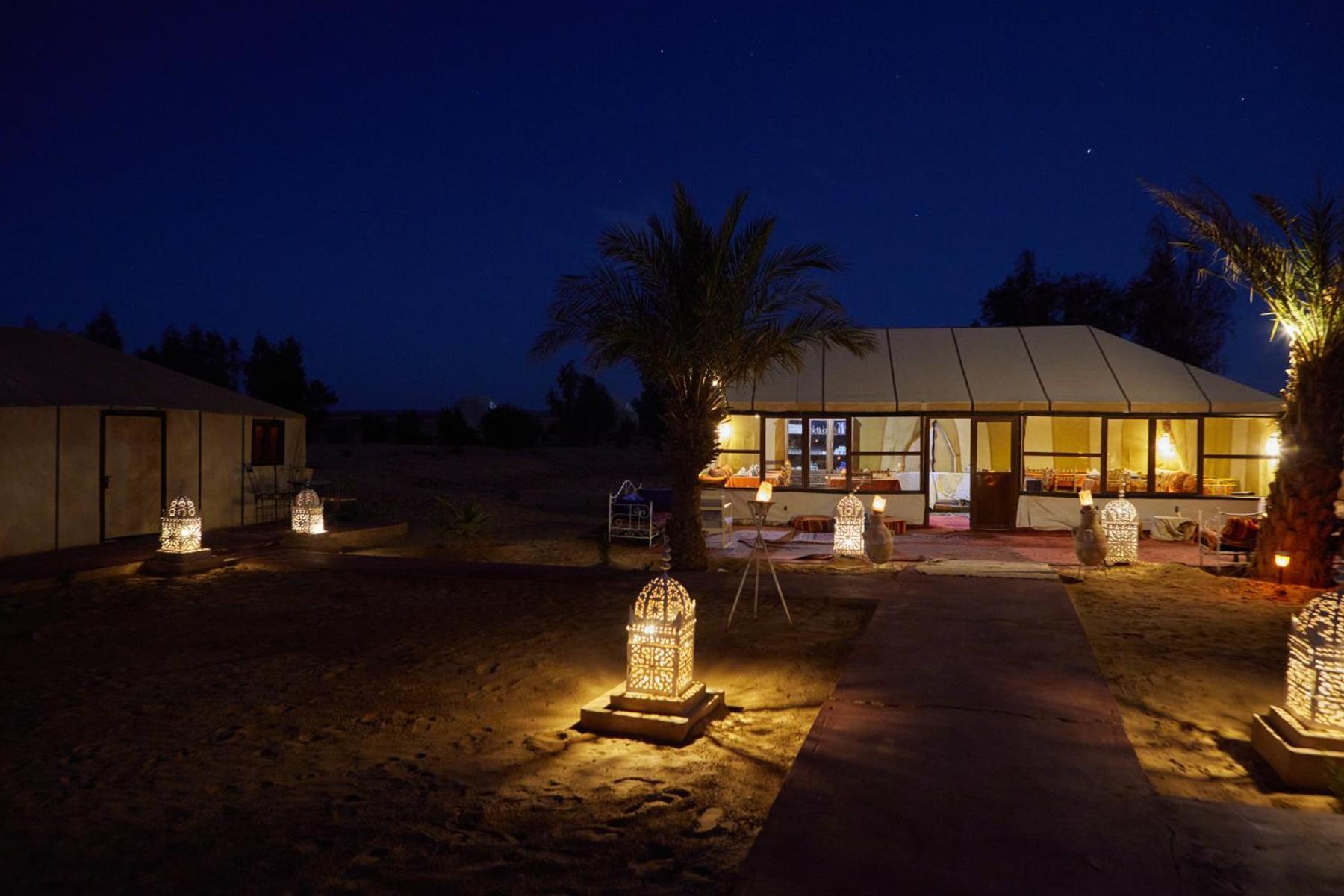 Desert Glamping Experience 梅尔祖卡 外观 照片